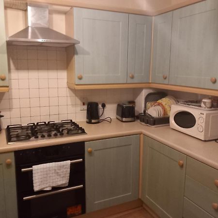 Thamesmead  Lovely Shared 3 Bed Home Near The Thames מראה חיצוני תמונה